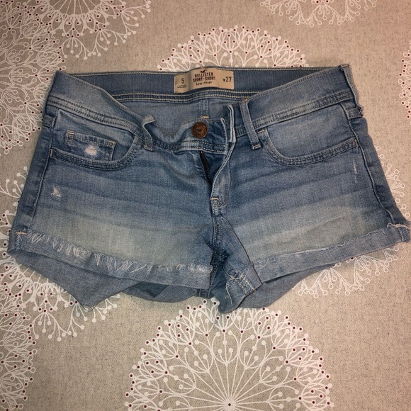 Hollister short short low rose Jean shorts - Picture 1 of 3